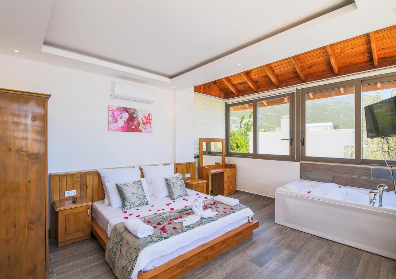 Villa 2 Sleeps 4 Isolated Honeymoon-Villa Sardunya 카스 외부 사진